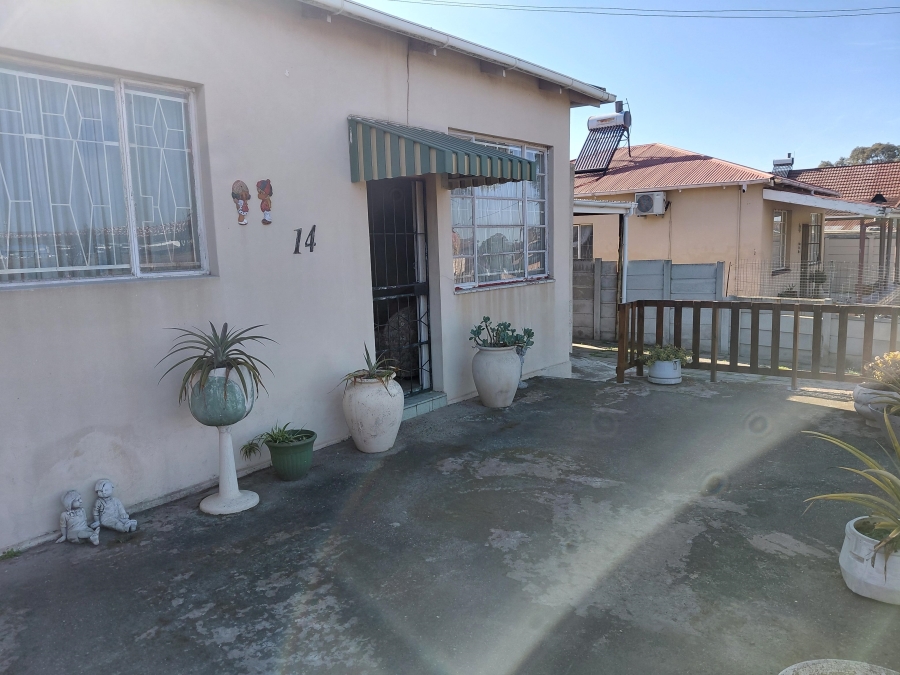 2 Bedroom Property for Sale in Cannon Hill Eastern Cape